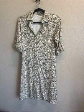 J. McLaughlin Black and Cream Zebra Print Blouse